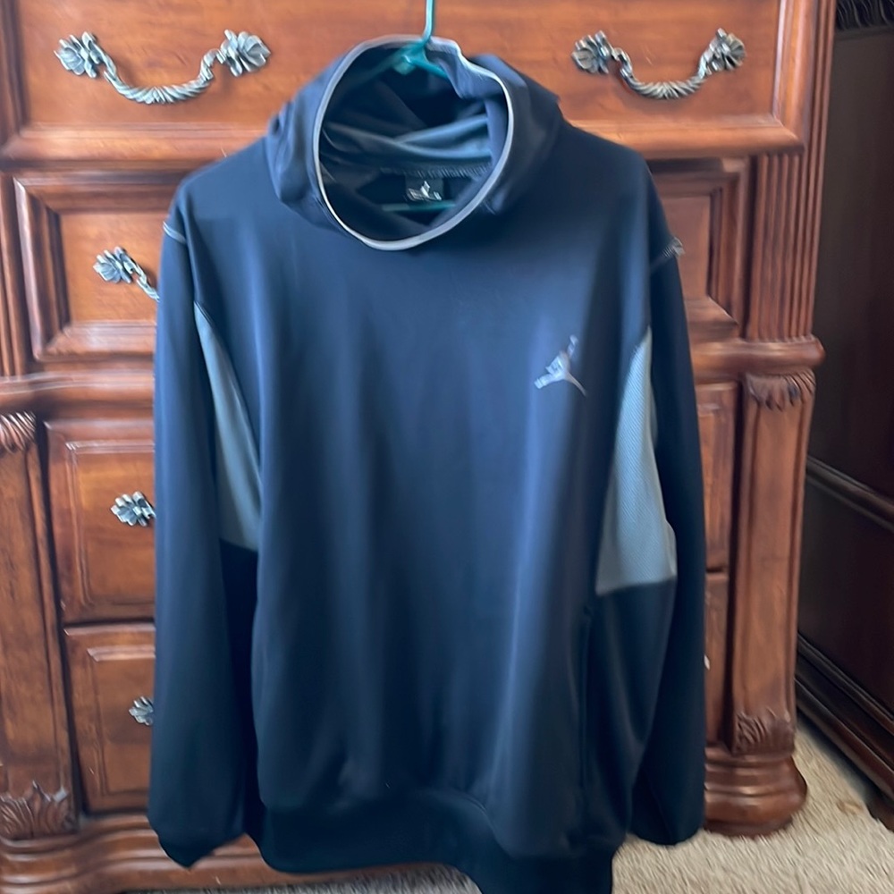 Black Jordan hoodie. Men’s extra large.